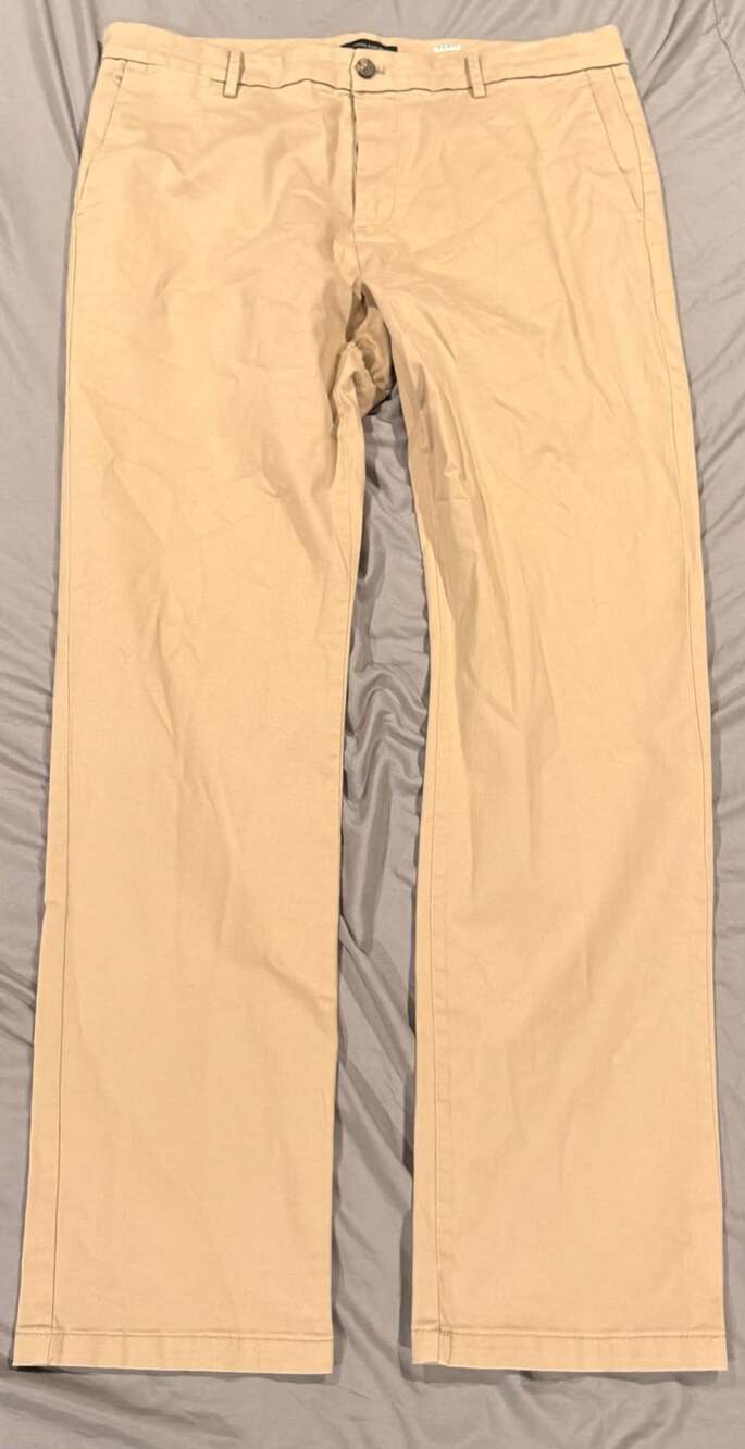 Banana Republic Chino Pants Size 38x34 Beige Cotton